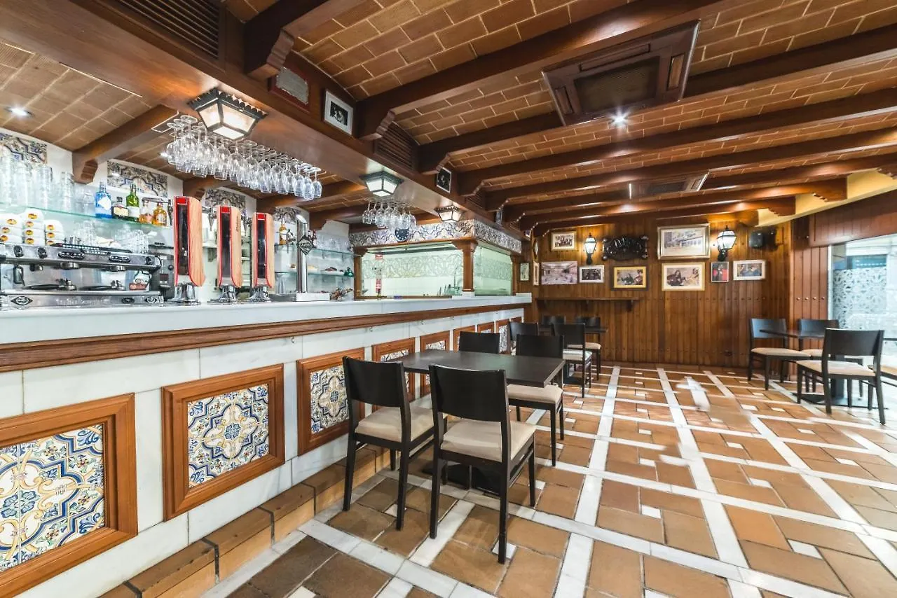 Hotel Nuevo Torreluz à Almería
