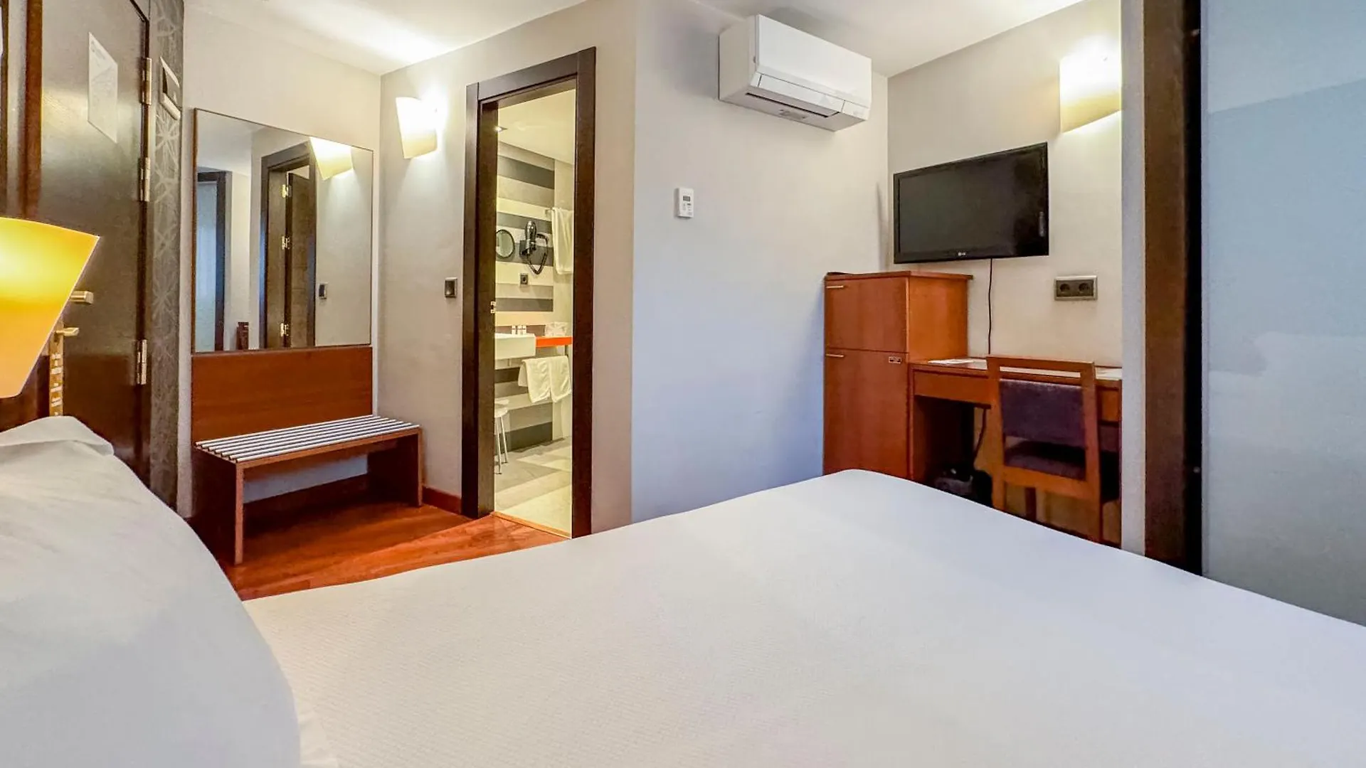 Hotel Nuevo Torreluz à Almería